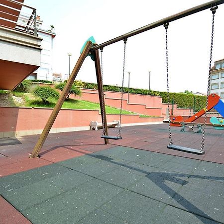 Galihost - Apartamento Con Piscina En El Centro De Sanxenxo Kültér fotó