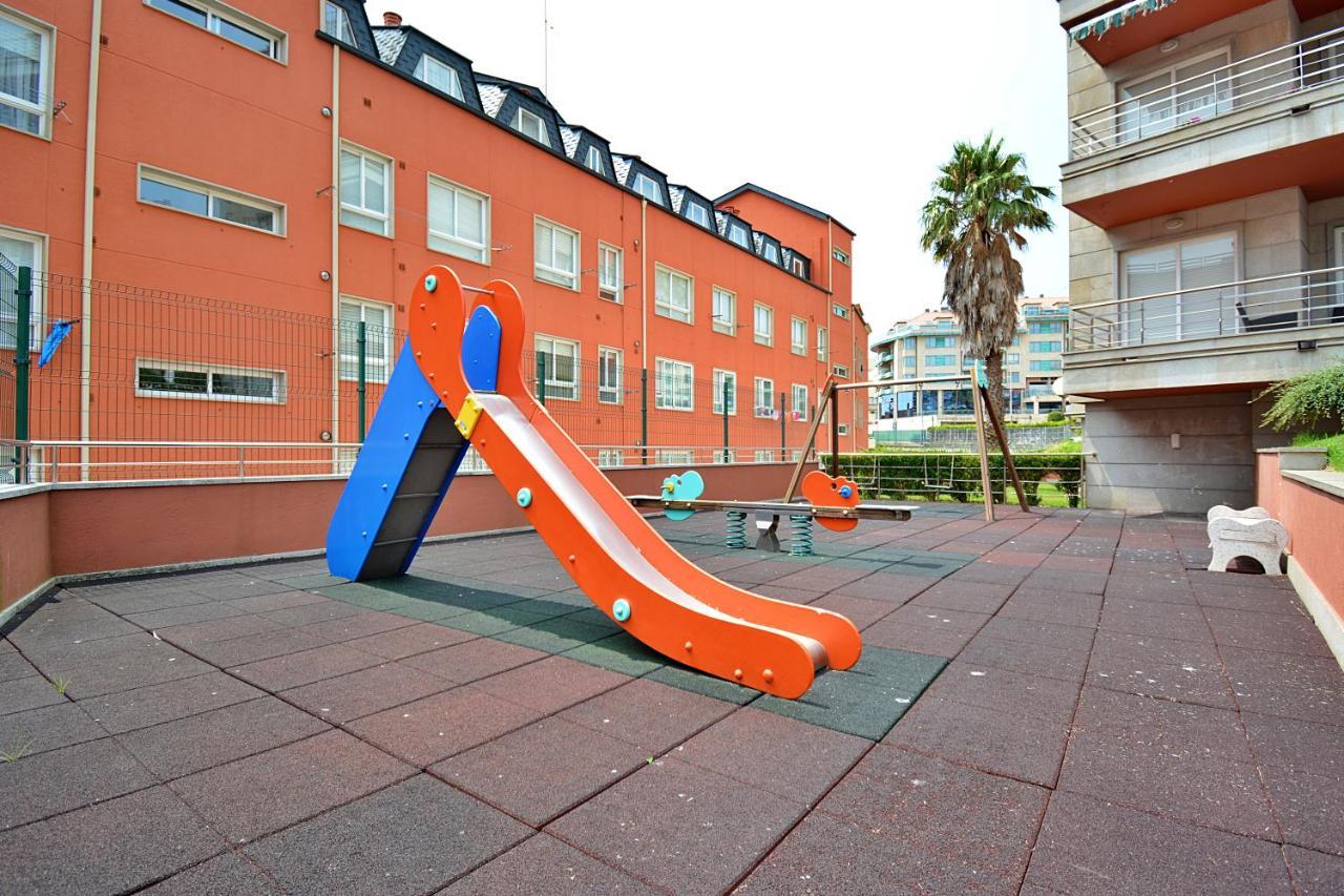 Galihost - Apartamento Con Piscina En El Centro De Sanxenxo Kültér fotó